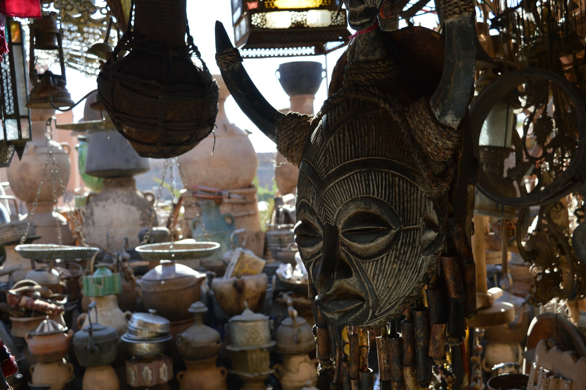 Why Sustainable Souvenirs Matter: Enhancing Tourism and Supporting Local Communities