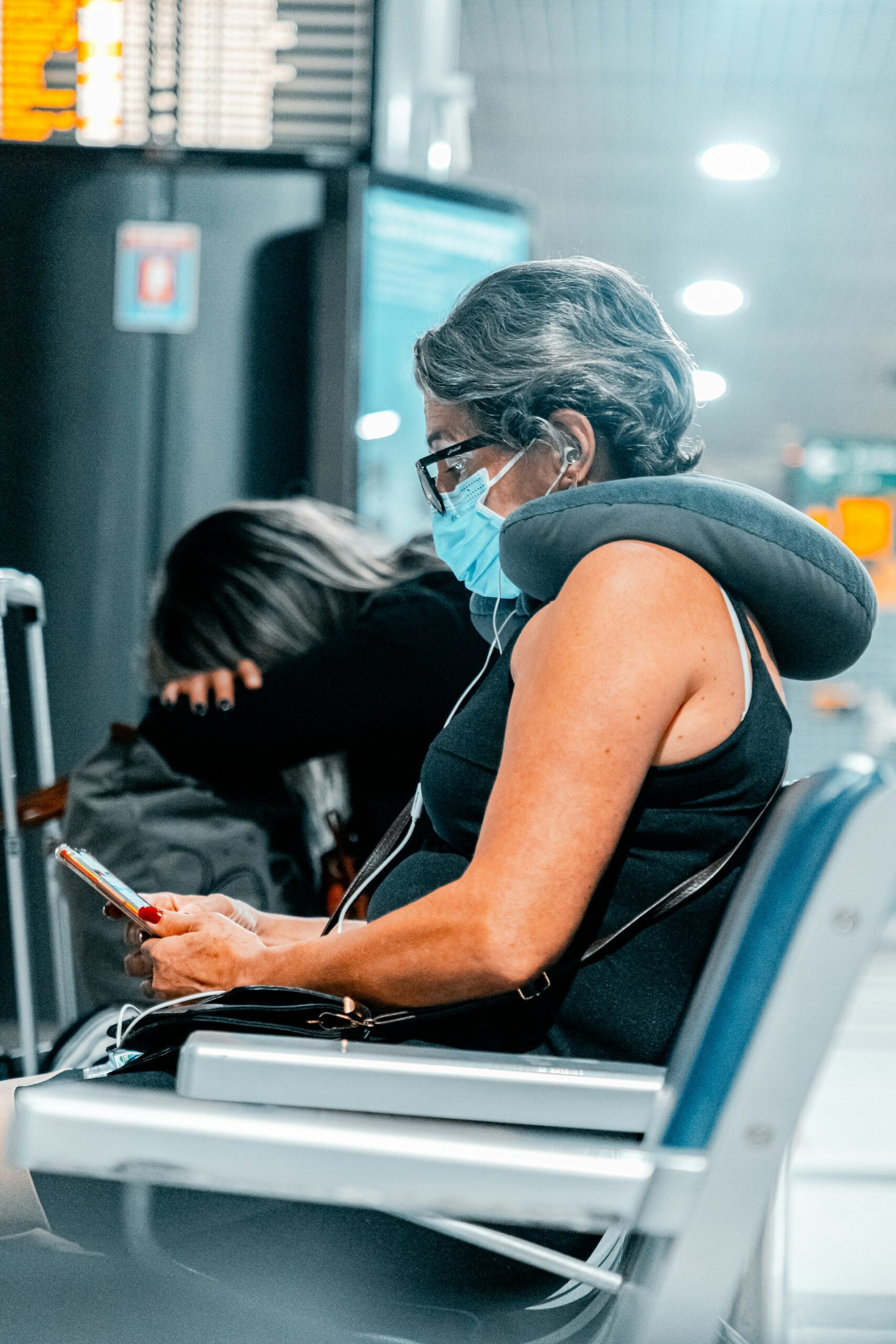 Essential Wellness Hacks for Frequent Travelers: Stay Energized, Healthy, and Balanced on the Go